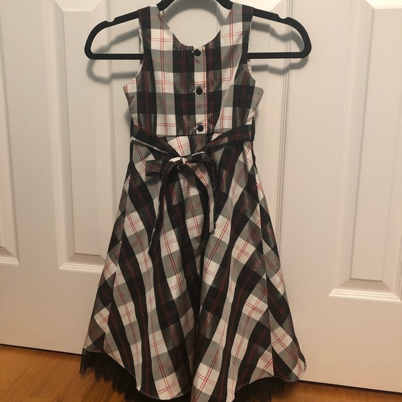 Girls formal dress - Picture 2 of 5